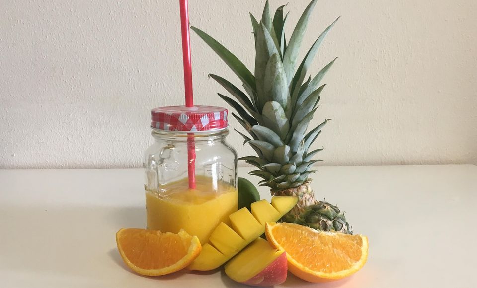 Foto: Staatsanzeiger für Baden-Württemberg, Johanna Klein Ananas-Orangen-Mango Smoothie